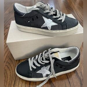 Golden Goose Hi Star Silver Laminated Star Corduroy Print Leather Sneaker - 39